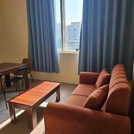 אבו דאבי Oasis Hostel מראה חיצוני תמונה