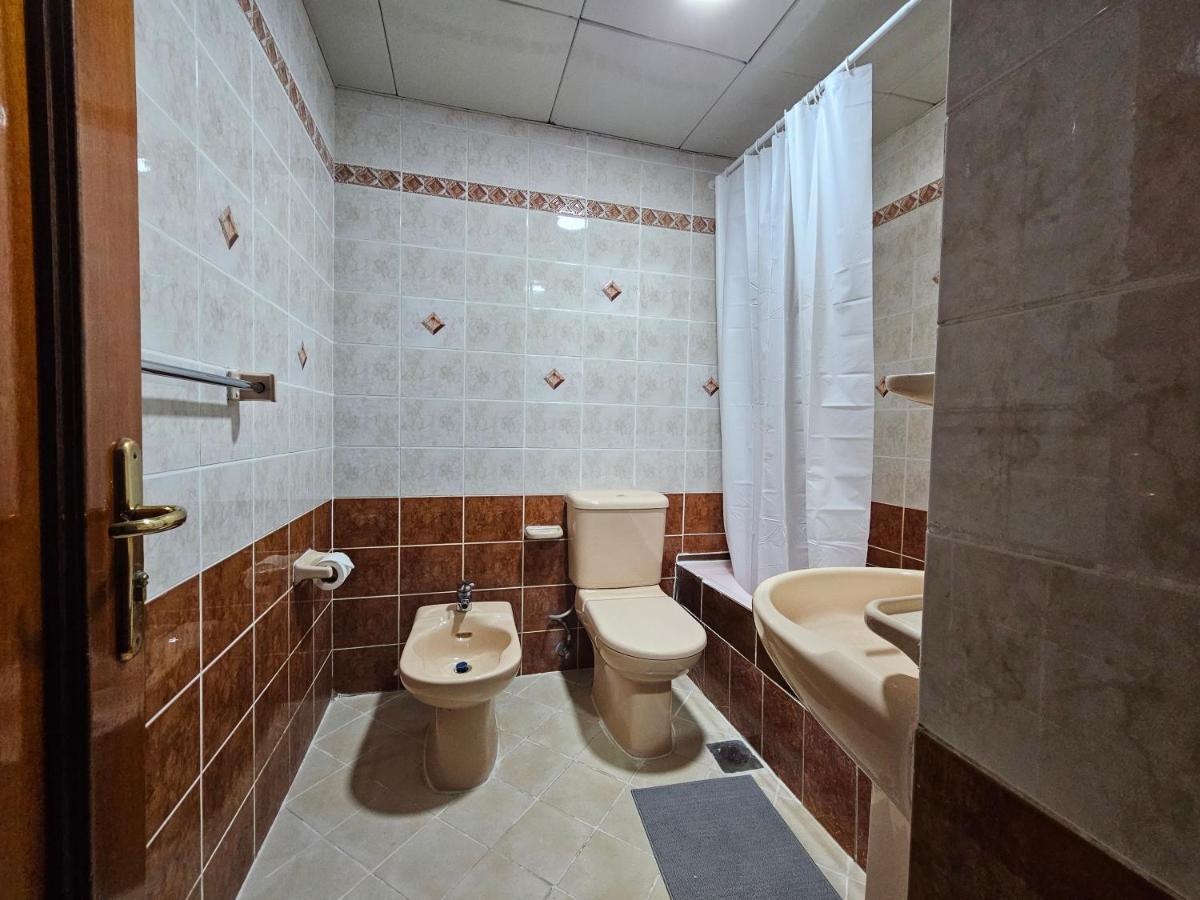 אבו דאבי Oasis Hostel מראה חיצוני תמונה