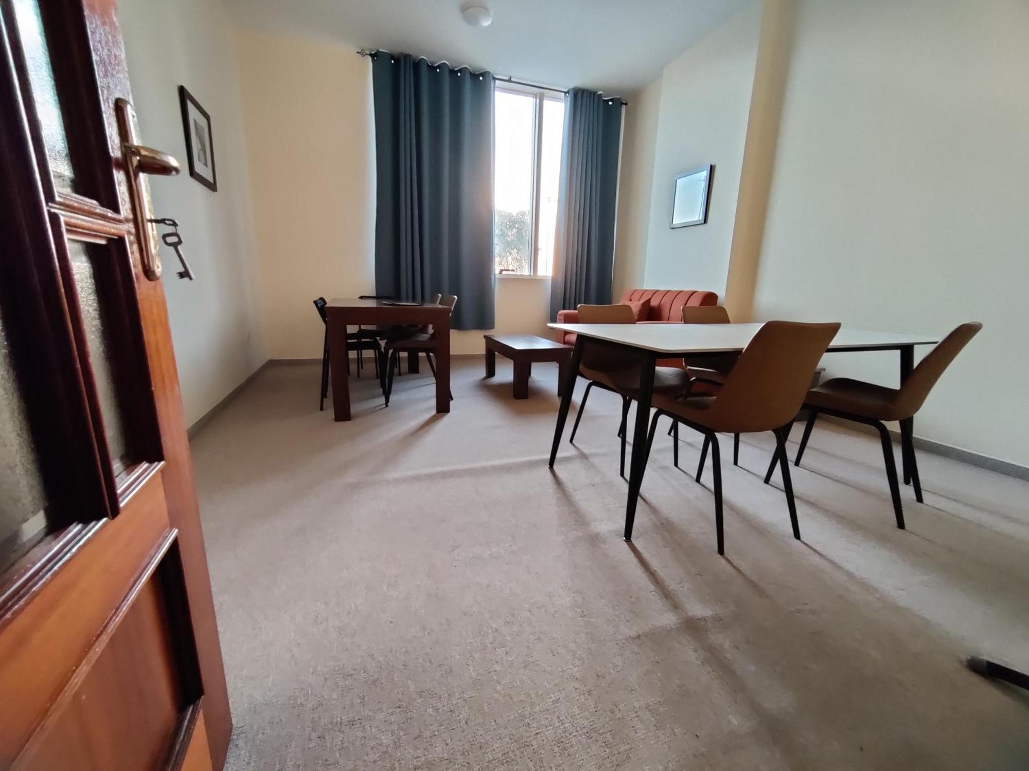 אבו דאבי Oasis Hostel מראה חיצוני תמונה